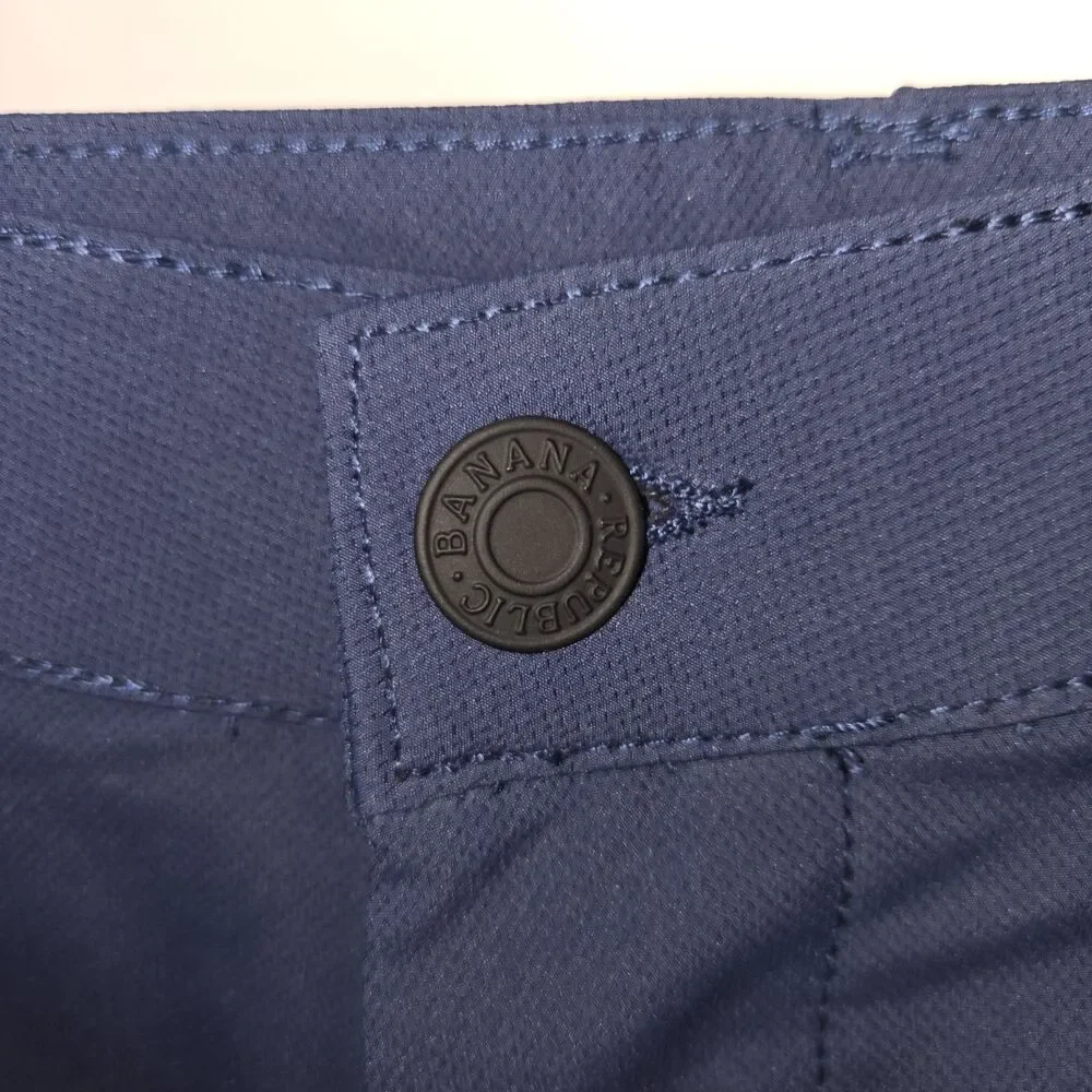 Banana Republic Mens Core Temp Slim Fit Pants Navy Blue 30x32 Performance Chino